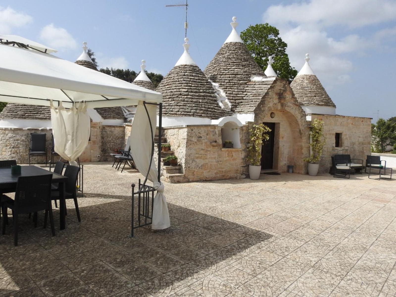 马丁纳弗兰卡Trulli Del Sole别墅 外观 照片